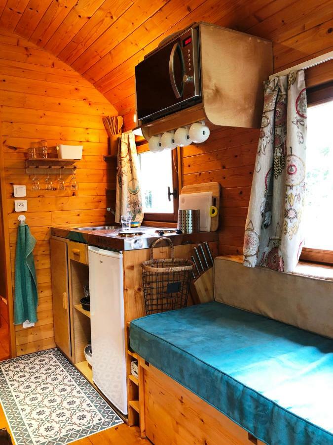 Millygite Chalet-On-Wheels By The River Exterior foto